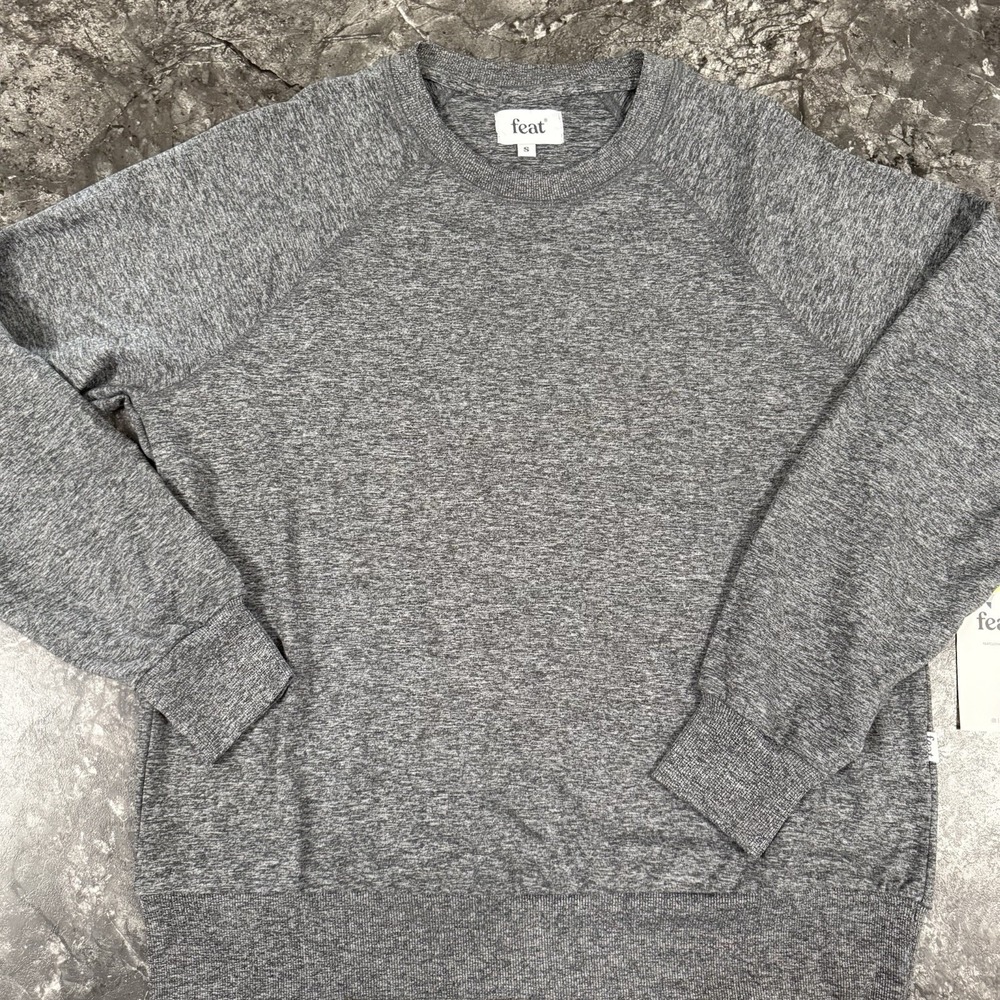 Feat FlowTech Roam Performance Crewneck Pullover Heather Charcoal Gray‎ Sz S NWT